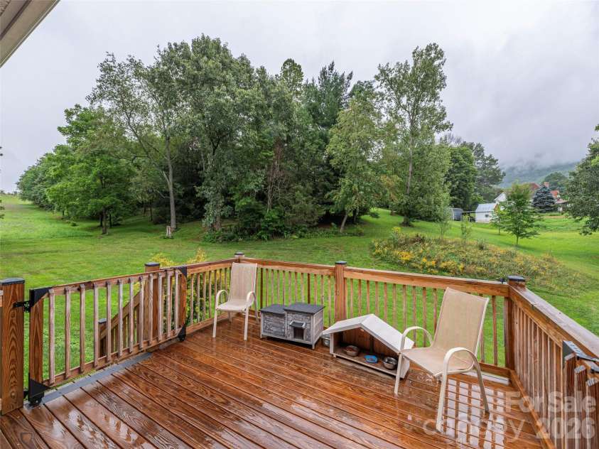 4687 Old Clyde Road, Clyde, NC 28721.  MLS# CAR4404601, YatesRealty ID 37166. 