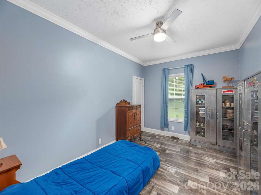 4687 Old Clyde Road, Clyde, NC 28721.  MLS# CAR4404601, YatesRealty ID 37166. 