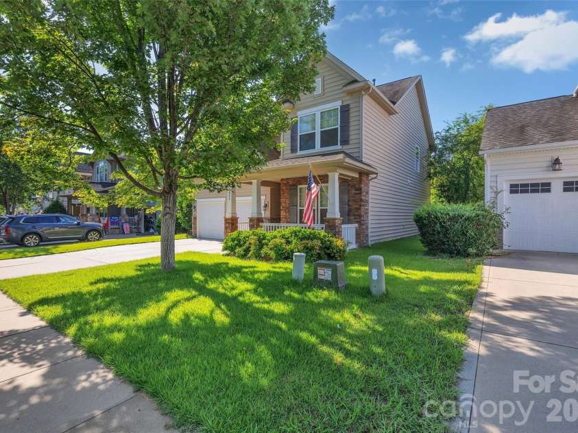 2025 Glenhaven Drive, Waxhaw, NC 28173.  MLS# CAR4403532, YatesRealty ID 37167. 