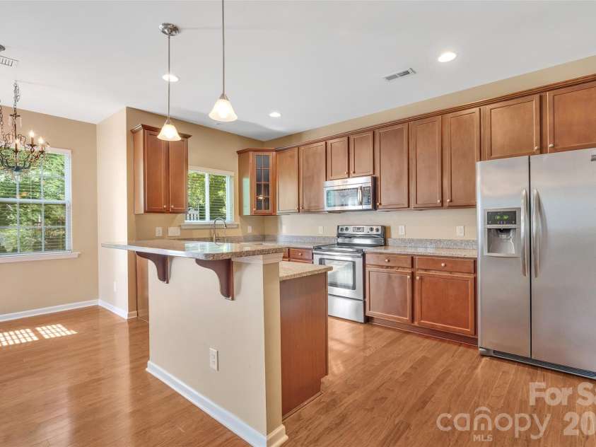 2025 Glenhaven Drive, Waxhaw, NC 28173.  MLS# CAR4403532, YatesRealty ID 37167. 