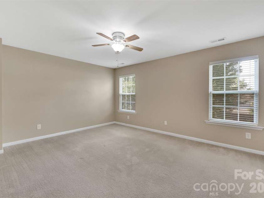 2025 Glenhaven Drive, Waxhaw, NC 28173.  MLS# CAR4403532, YatesRealty ID 37167. 