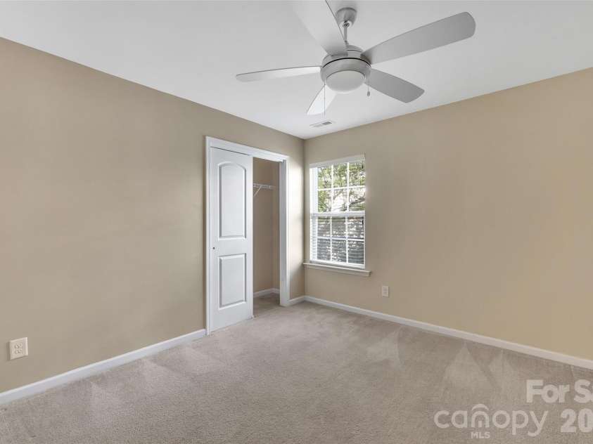 2025 Glenhaven Drive, Waxhaw, NC 28173.  MLS# CAR4403532, YatesRealty ID 37167. 