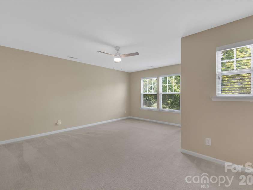 2025 Glenhaven Drive, Waxhaw, NC 28173.  MLS# CAR4403532, YatesRealty ID 37167. 