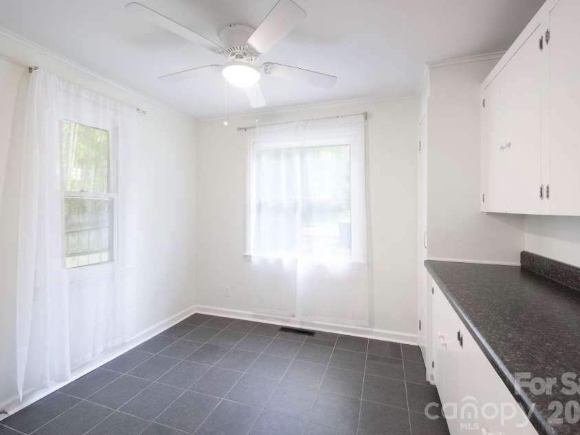 176 Chiles Avenue, Asheville, NC 28803.  MLS# CAR4403587, YatesRealty ID 37169. 