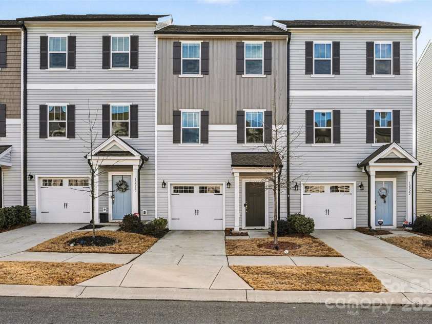 12026 Chesapeake Mallard Drive, Charlotte, NC 28262.  MLS# CAR4333932, YatesRealty ID 3717. 