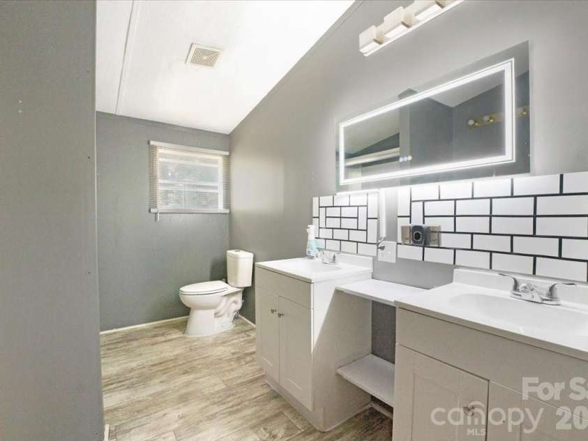 109 Maynard Avenue, Wadesboro, NC 28170.  MLS# CAR4404094, YatesRealty ID 37170. 