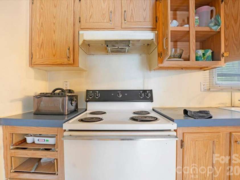 109 Maynard Avenue, Wadesboro, NC 28170.  MLS# CAR4404094, YatesRealty ID 37170. 