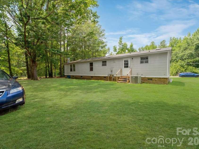109 Maynard Avenue, Wadesboro, NC 28170.  MLS# CAR4404094, YatesRealty ID 37170. 