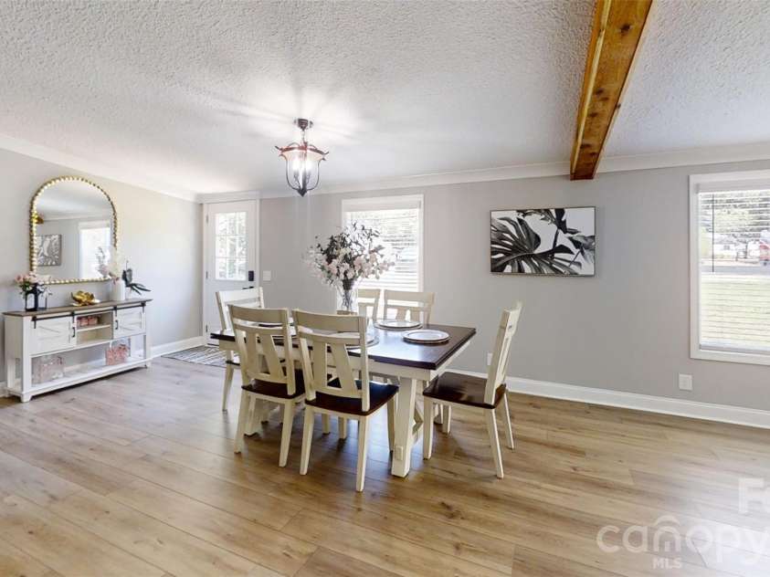 3585 Woodstream Drive, Maiden, NC 28650.  MLS# CAR4403670, YatesRealty ID 37172. 