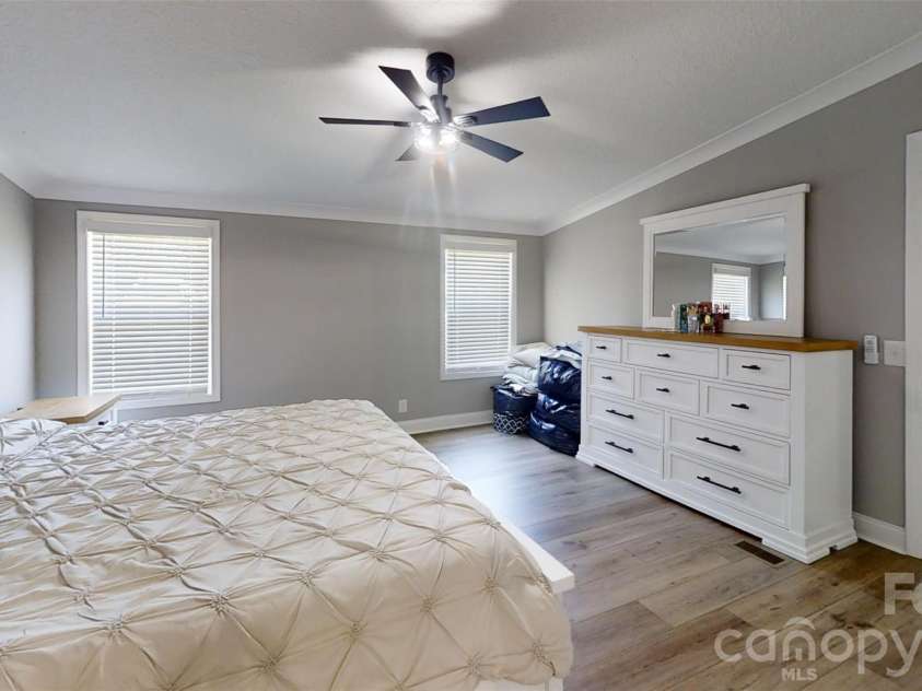 3585 Woodstream Drive, Maiden, NC 28650.  MLS# CAR4403670, YatesRealty ID 37172. 