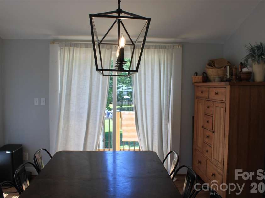 206 Bentwood Drive, Forest City, NC 28043.  MLS# CAR4403721, YatesRealty ID 37173. 