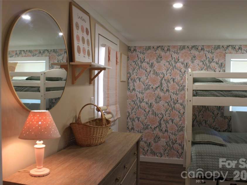 206 Bentwood Drive, Forest City, NC 28043.  MLS# CAR4403721, YatesRealty ID 37173. 