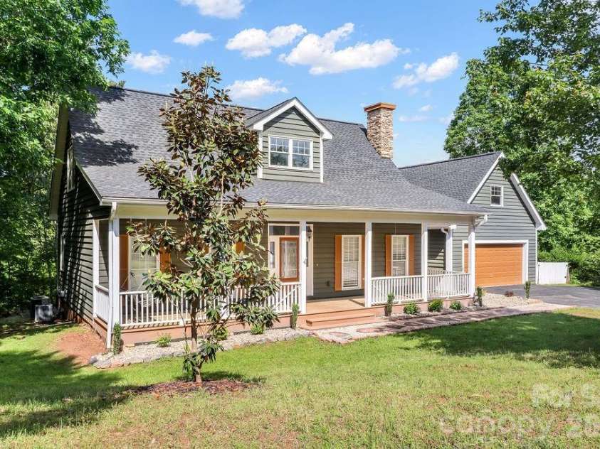 46 Indian Summer Lane, Mill Spring, NC 28756.  MLS# CAR4404587, YatesRealty ID 37175. 