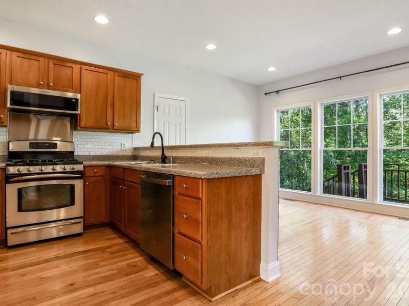 46 Indian Summer Lane, Mill Spring, NC 28756.  MLS# CAR4404587, YatesRealty ID 37175. 