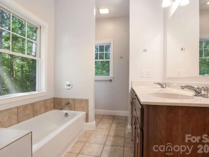 46 Indian Summer Lane, Mill Spring, NC 28756.  MLS# CAR4404587, YatesRealty ID 37175. 