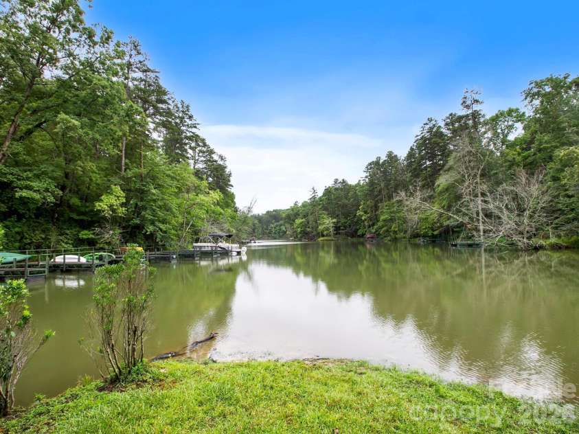 46 Indian Summer Lane, Mill Spring, NC 28756.  MLS# CAR4404587, YatesRealty ID 37175. 