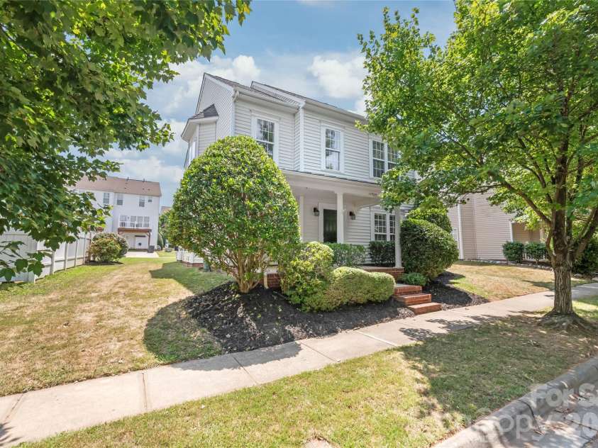 11705 Kingsley View Drive, Charlotte, NC 28277.  MLS# CAR4404564, YatesRealty ID 37176. 