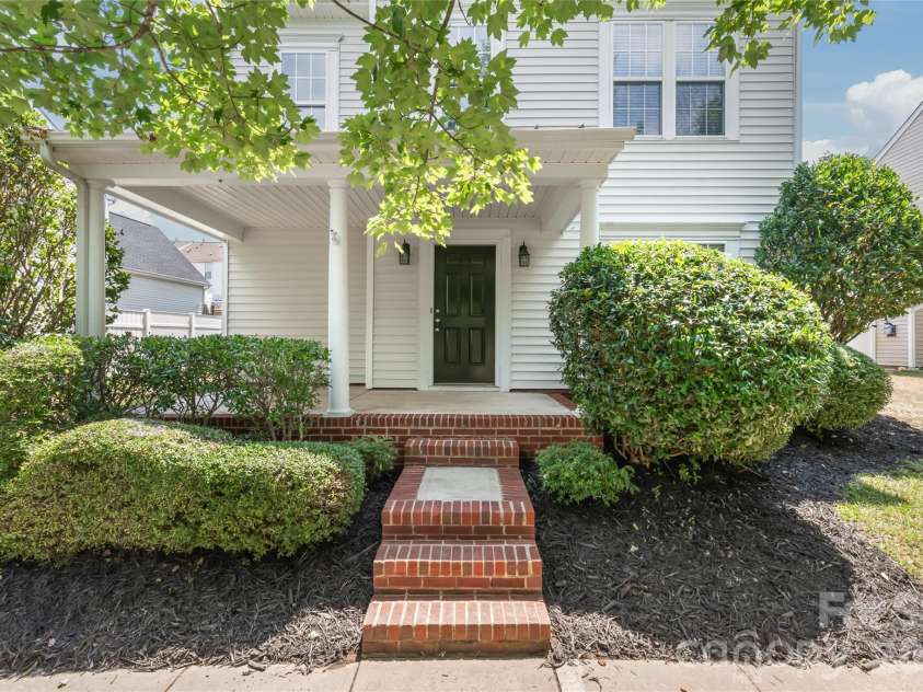 11705 Kingsley View Drive, Charlotte, NC 28277.  MLS# CAR4404564, YatesRealty ID 37176. 