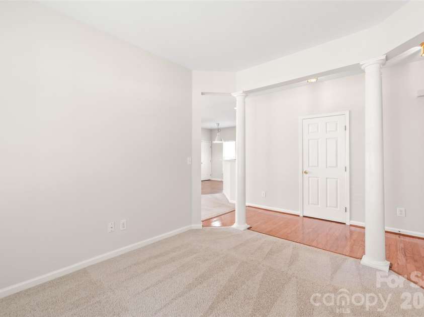 11705 Kingsley View Drive, Charlotte, NC 28277.  MLS# CAR4404564, YatesRealty ID 37176. 