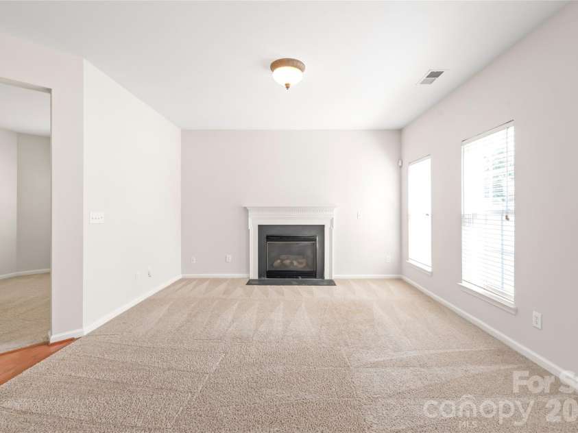 11705 Kingsley View Drive, Charlotte, NC 28277.  MLS# CAR4404564, YatesRealty ID 37176. 