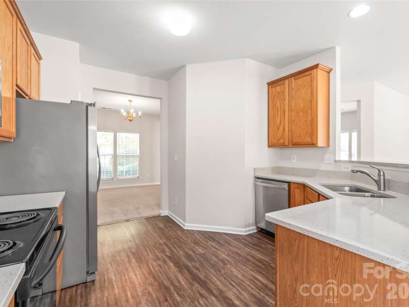 11705 Kingsley View Drive, Charlotte, NC 28277.  MLS# CAR4404564, YatesRealty ID 37176. 
