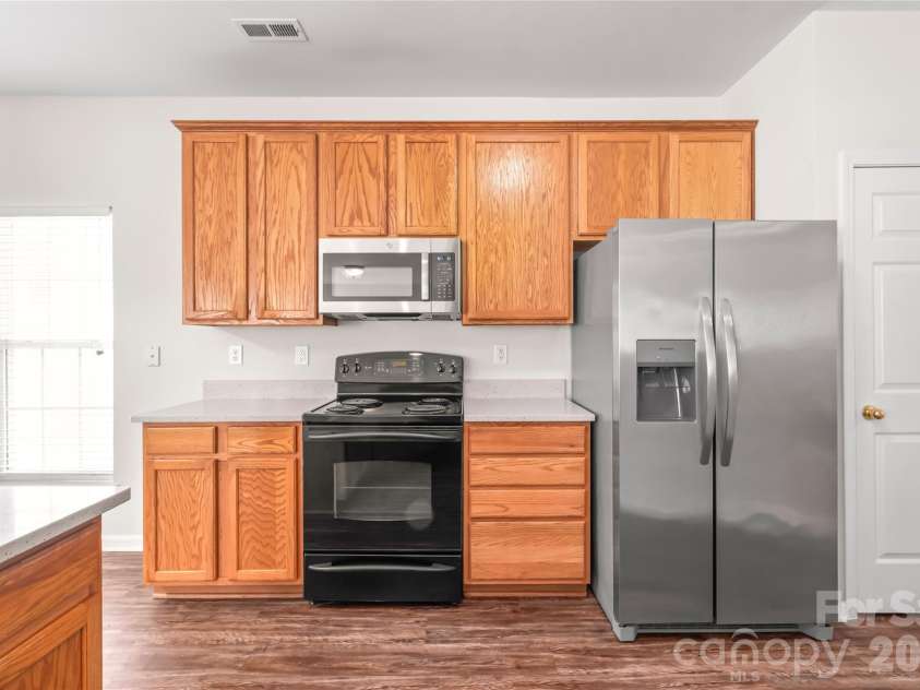11705 Kingsley View Drive, Charlotte, NC 28277.  MLS# CAR4404564, YatesRealty ID 37176. 