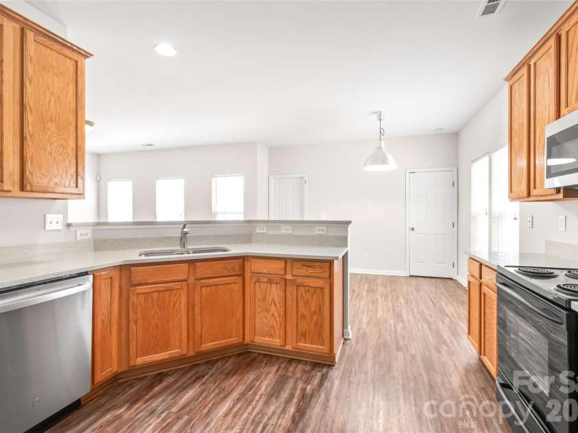 11705 Kingsley View Drive, Charlotte, NC 28277.  MLS# CAR4404564, YatesRealty ID 37176. 