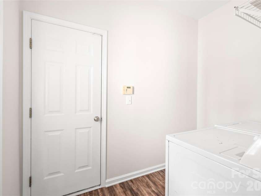 11705 Kingsley View Drive, Charlotte, NC 28277.  MLS# CAR4404564, YatesRealty ID 37176. 