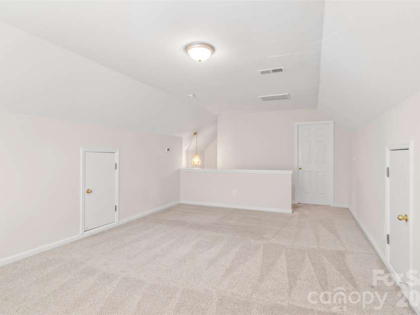 11705 Kingsley View Drive, Charlotte, NC 28277.  MLS# CAR4404564, YatesRealty ID 37176. 