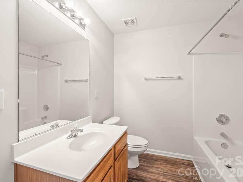 11705 Kingsley View Drive, Charlotte, NC 28277.  MLS# CAR4404564, YatesRealty ID 37176. 
