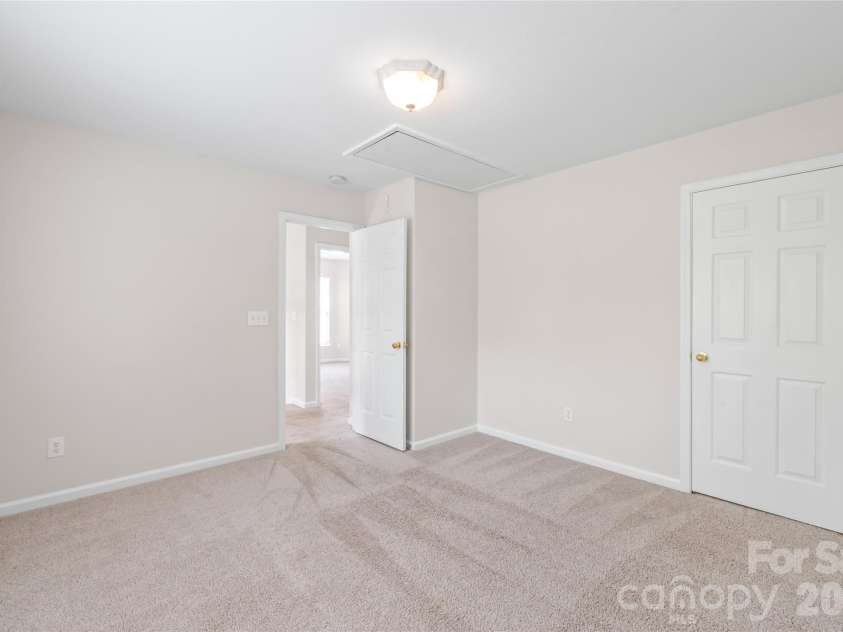 11705 Kingsley View Drive, Charlotte, NC 28277.  MLS# CAR4404564, YatesRealty ID 37176. 