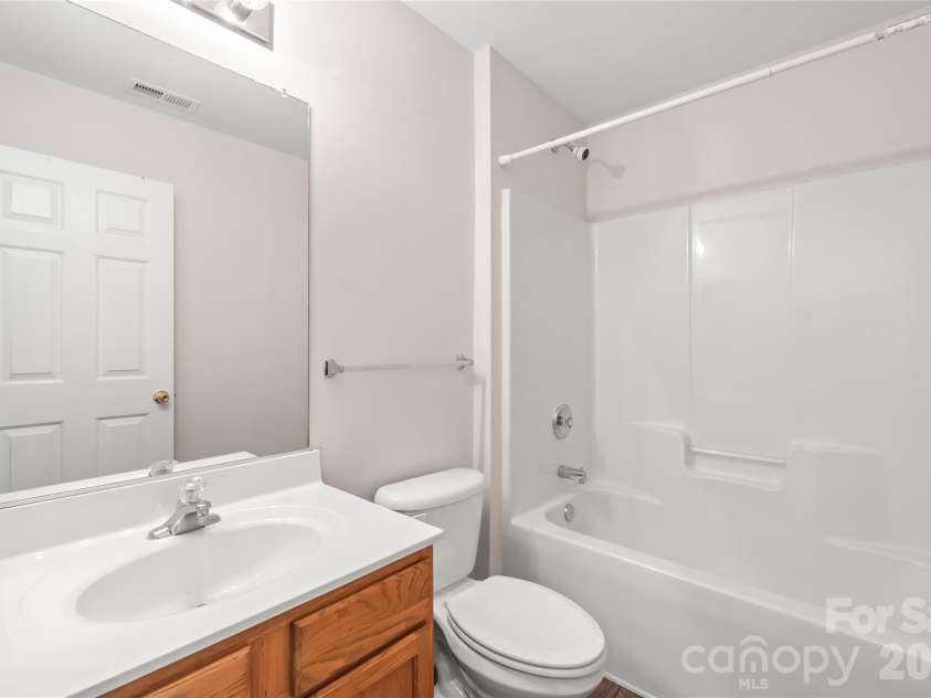 11705 Kingsley View Drive, Charlotte, NC 28277.  MLS# CAR4404564, YatesRealty ID 37176. 