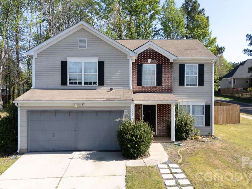 4668 Hannah Drive, Rock Hill, SC 29732.  MLS# CAR4404615, YatesRealty ID 37178. 