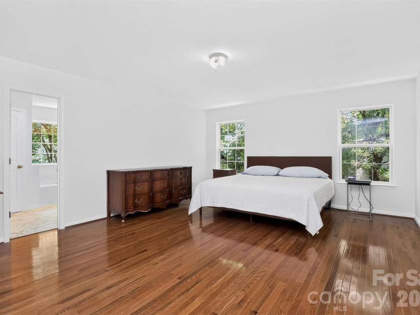 7912 Ritter Drive, Charlotte, NC 28270.  MLS# CAR4404263, YatesRealty ID 37180. Huge primary suite!