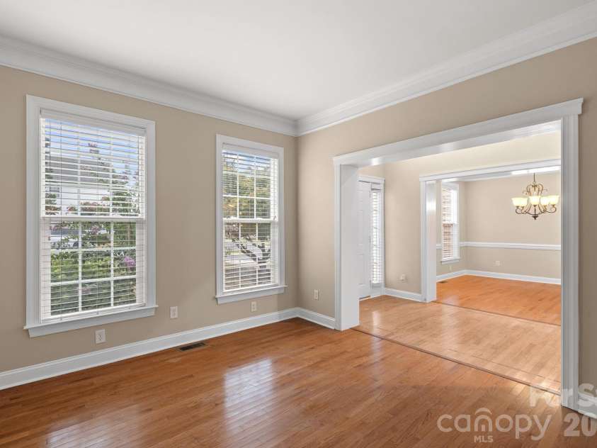 12023 Stone Forest Drive, Pineville, NC 28134.  MLS# CAR4400127, YatesRealty ID 37183. 