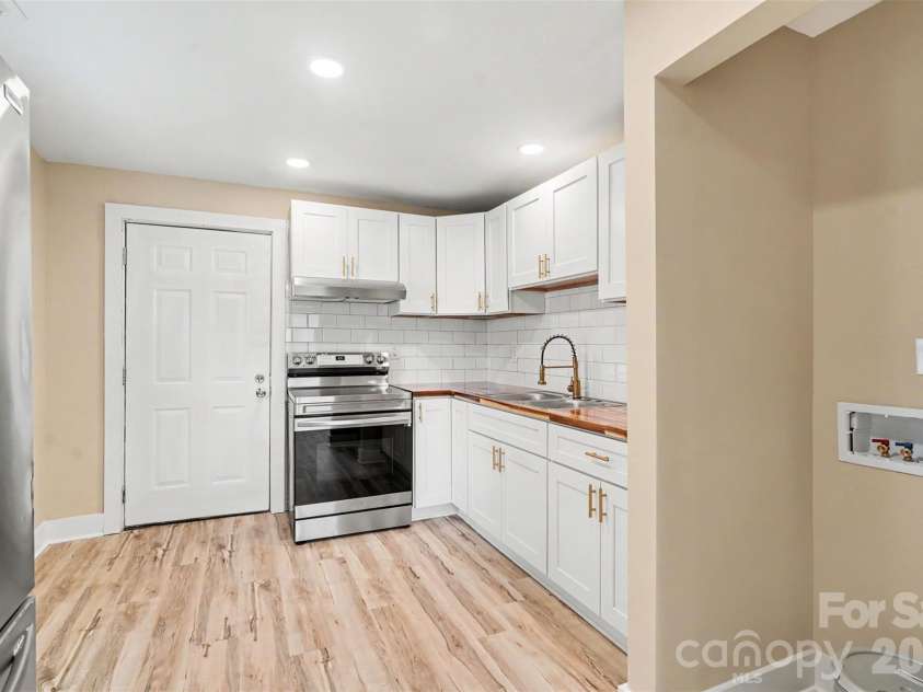 234 Marshall Street, Rock Hill, SC 29730.  MLS# CAR4403199, YatesRealty ID 37184. 