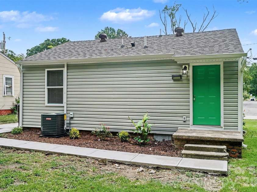 234 Marshall Street, Rock Hill, SC 29730.  MLS# CAR4403199, YatesRealty ID 37184. 