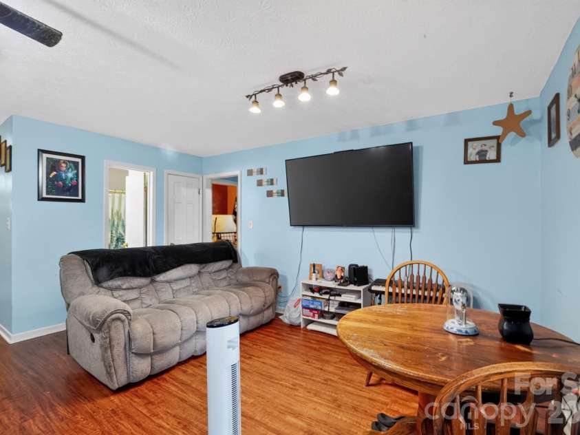 101 White Rock Road, Grover, NC 28073.  MLS# CAR4404462, YatesRealty ID 37186. 