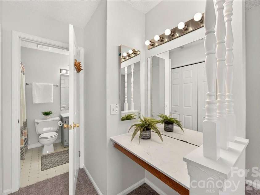 614 Lex Drive, Charlotte, NC 28262.  MLS# CAR4404458, YatesRealty ID 37187. 