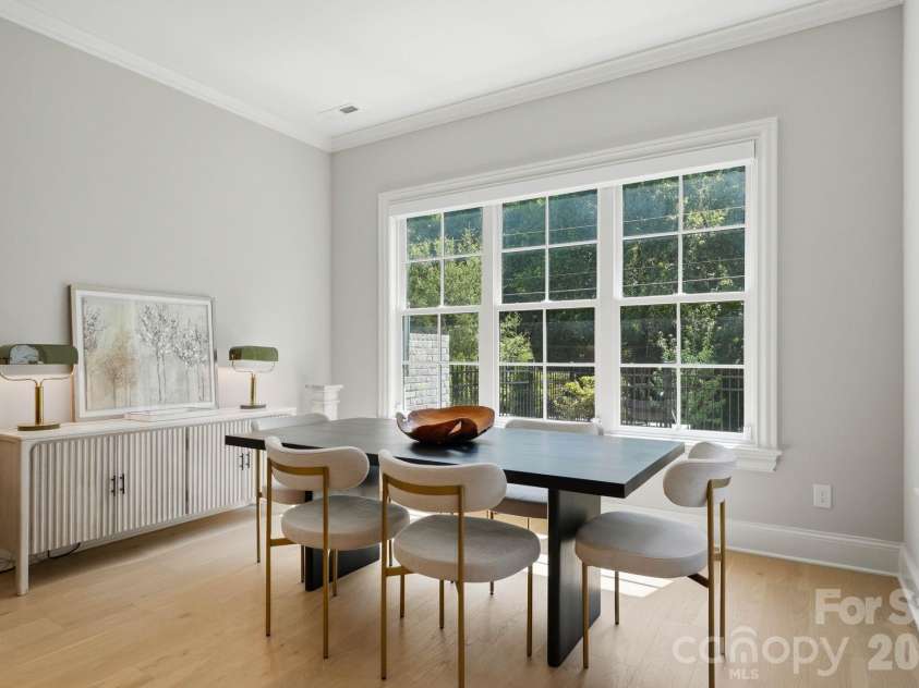 115 Thorncote Place, Charlotte, NC 28226.  MLS# CAR4402701, YatesRealty ID 37189. Dining room