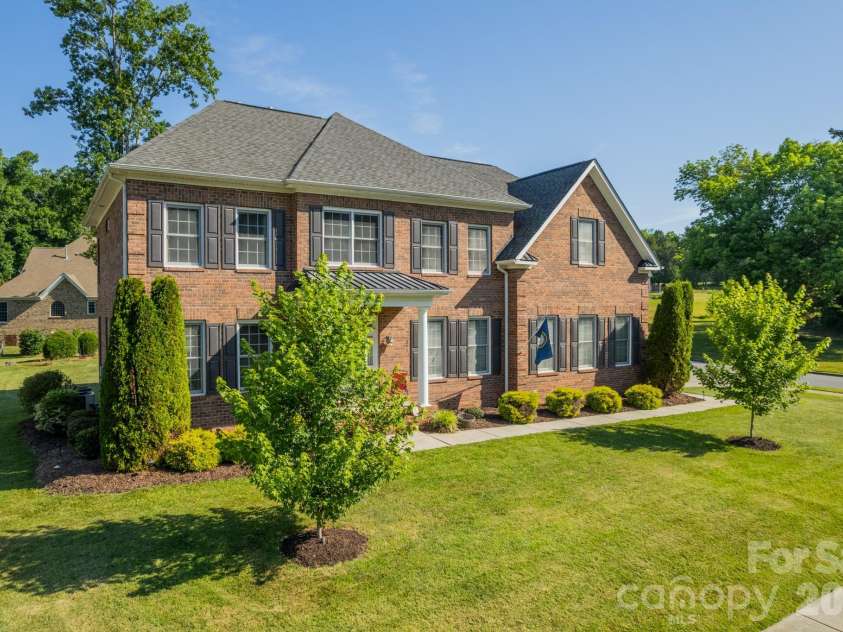 2073 Hambridge Avenue, Kannapolis, NC 28081.  MLS# CAR4337036, YatesRealty ID 3719. 