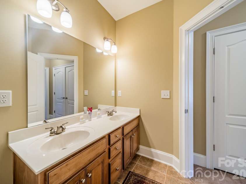 2073 Hambridge Avenue, Kannapolis, NC 28081.  MLS# CAR4337036, YatesRealty ID 3719. 