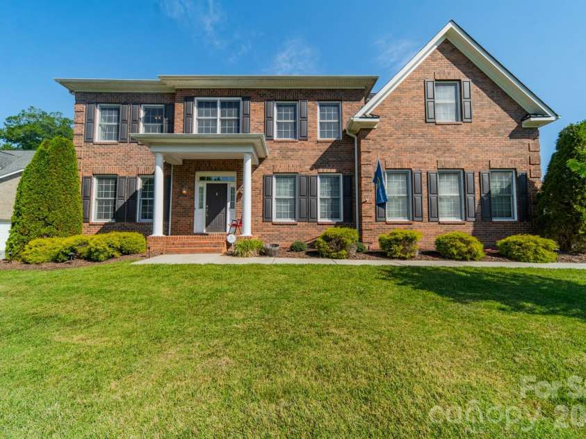 2073 Hambridge Avenue, Kannapolis, NC 28081.  MLS# CAR4337036, YatesRealty ID 3719. 