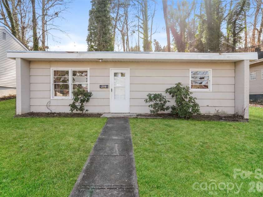 238 Bond Street, Winston Salem, NC 27127.  MLS# CAR4356513, YatesRealty ID 3719. 
