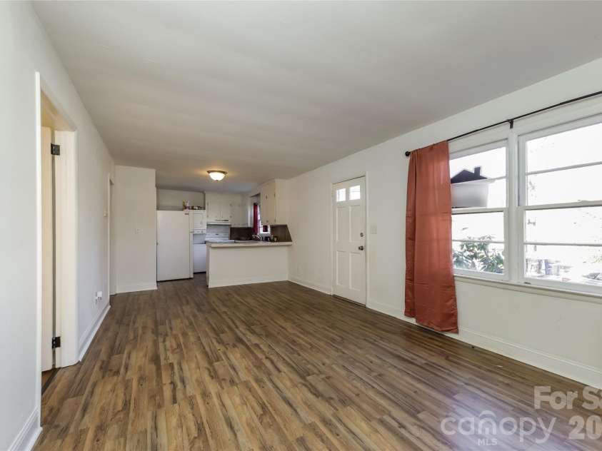 238 Bond Street, Winston Salem, NC 27127.  MLS# CAR4356513, YatesRealty ID 3719. 