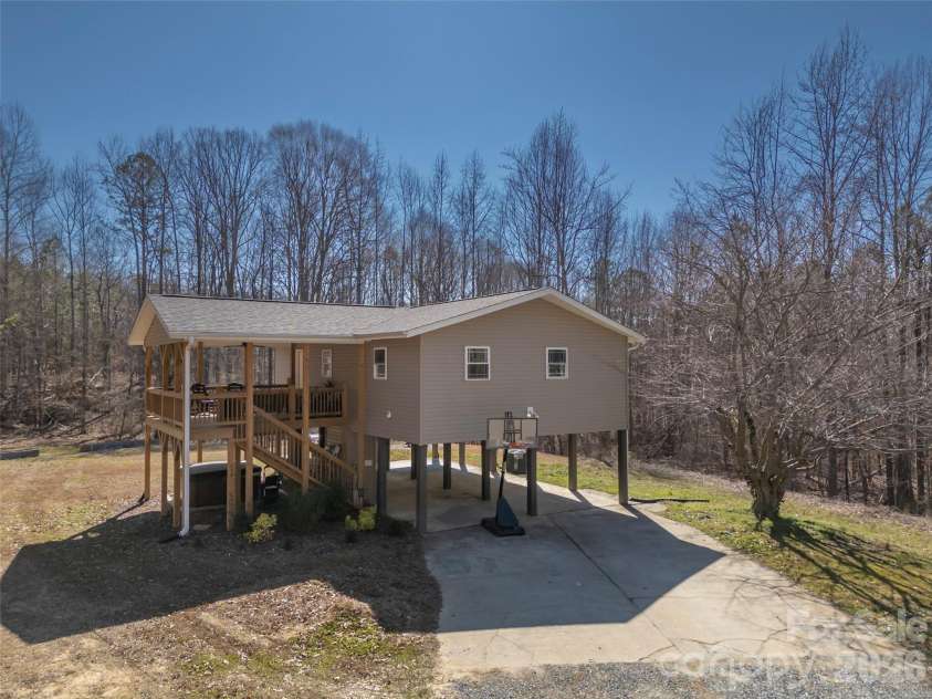 180 Nanhart Court, Rutherfordton, NC 28139.  MLS# CAR4404450, YatesRealty ID 37190. 