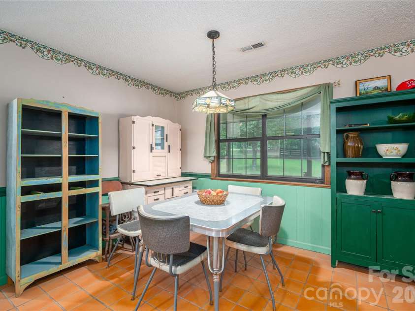 3323 Sadler Road, Alexis, NC 28006.  MLS# CAR4403471, YatesRealty ID 37191. Dining area