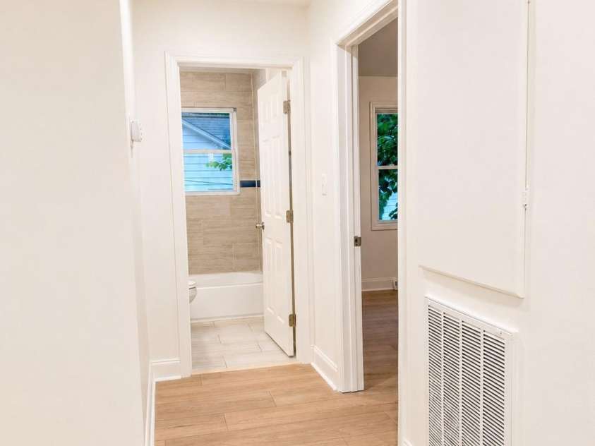 2007 Highland Street, Charlotte, NC 28208.  MLS# CAR4400417, YatesRealty ID 37192. 