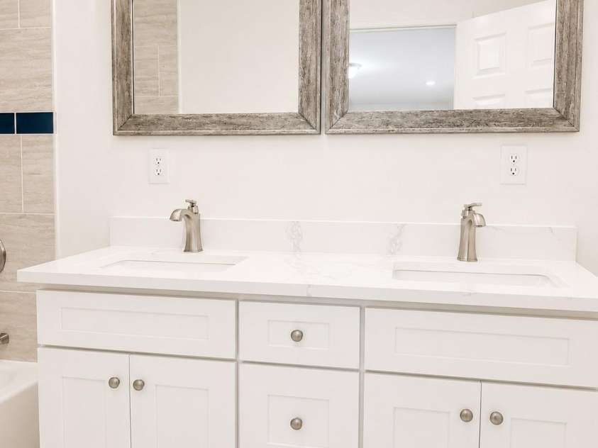 2007 Highland Street, Charlotte, NC 28208.  MLS# CAR4400417, YatesRealty ID 37192. 