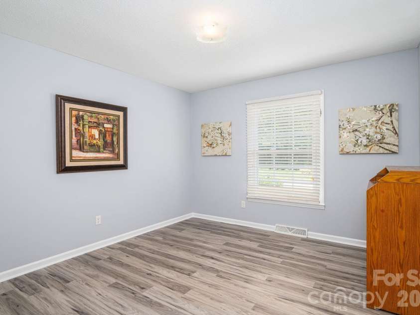 4416 Coachwood Lane, Gastonia, NC 28056.  MLS# CAR4404499, YatesRealty ID 37196. 